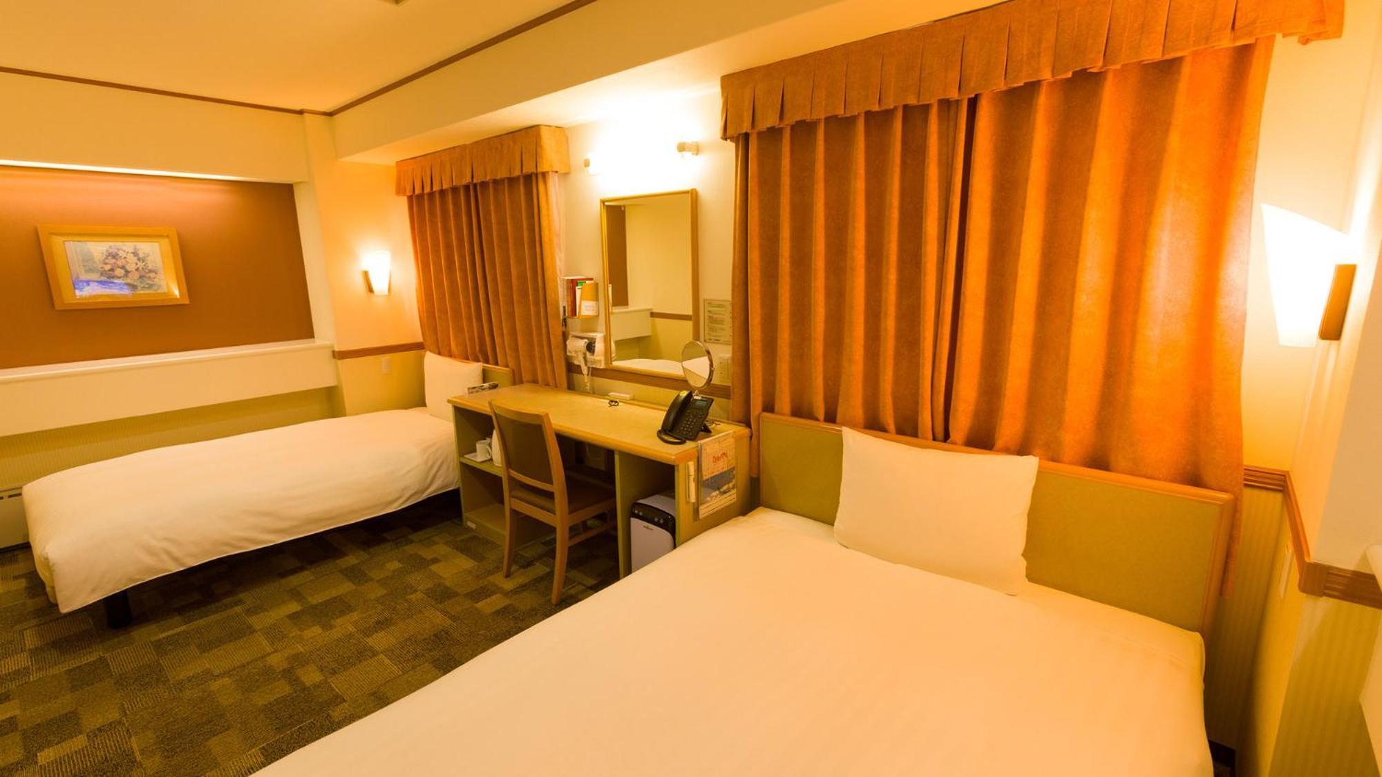 Toyoko Inn Yonezawa Ekimae Стая снимка